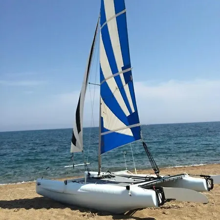 Michaels Boathouse * Perivolia